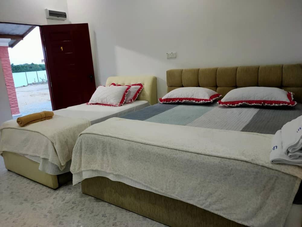 Roomstay Tokbah Demuara Kuala Besut Dış mekan fotoğraf