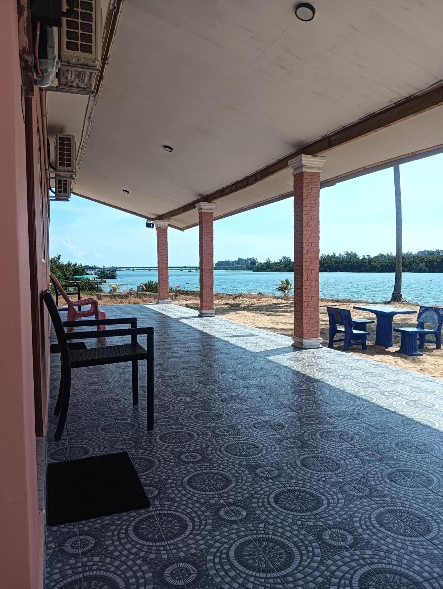 Roomstay Tokbah Demuara Kuala Besut Dış mekan fotoğraf