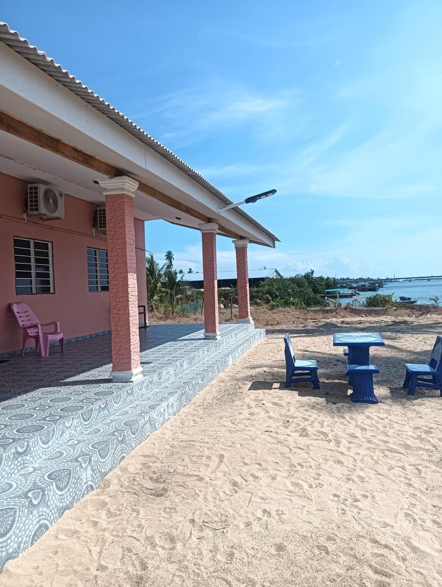 Roomstay Tokbah Demuara Kuala Besut Dış mekan fotoğraf